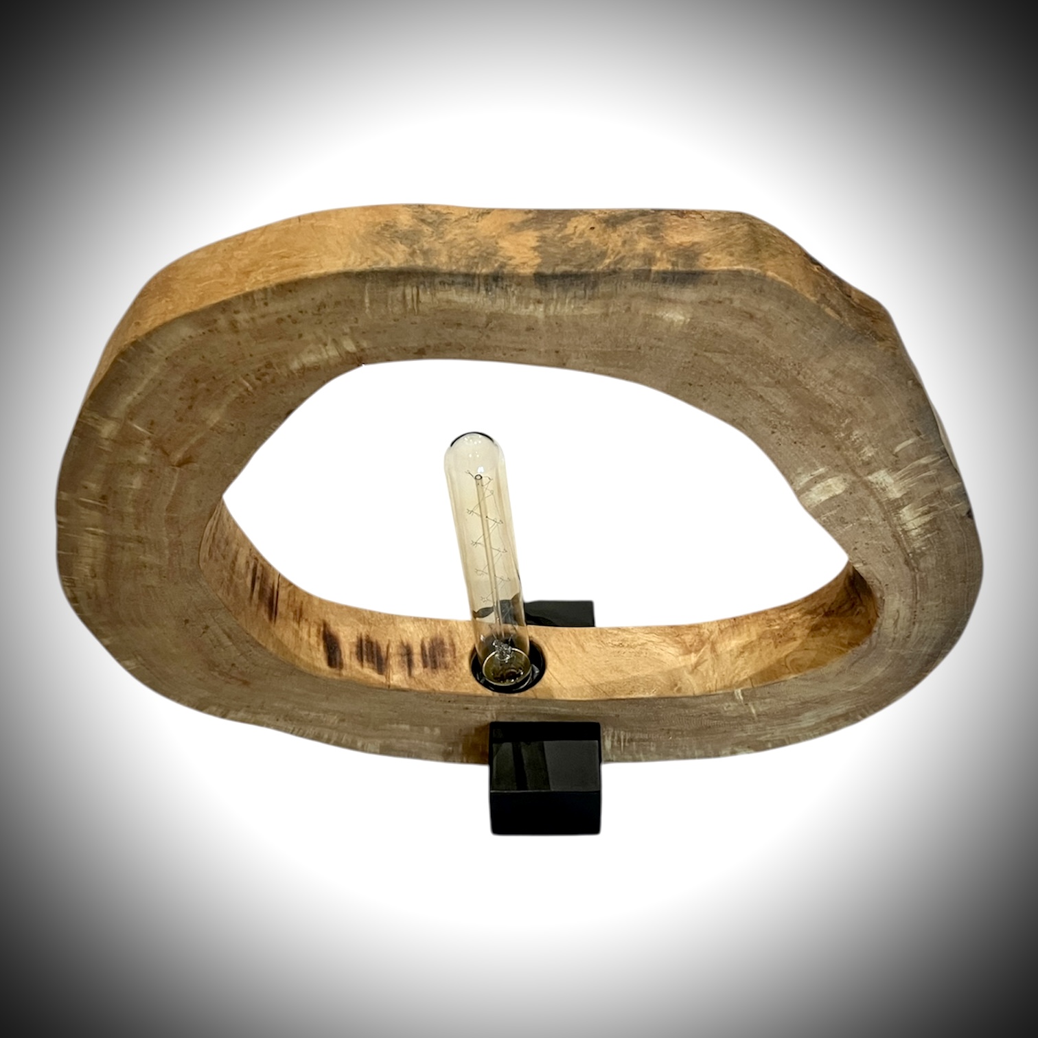 Lampa drewniana - obrazek 2